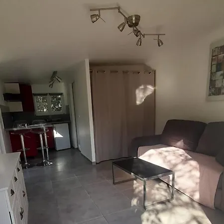 Climatise Independant De 24m² Apartment