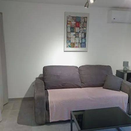 Διαμέρισμα Climatise Independant De 24m²